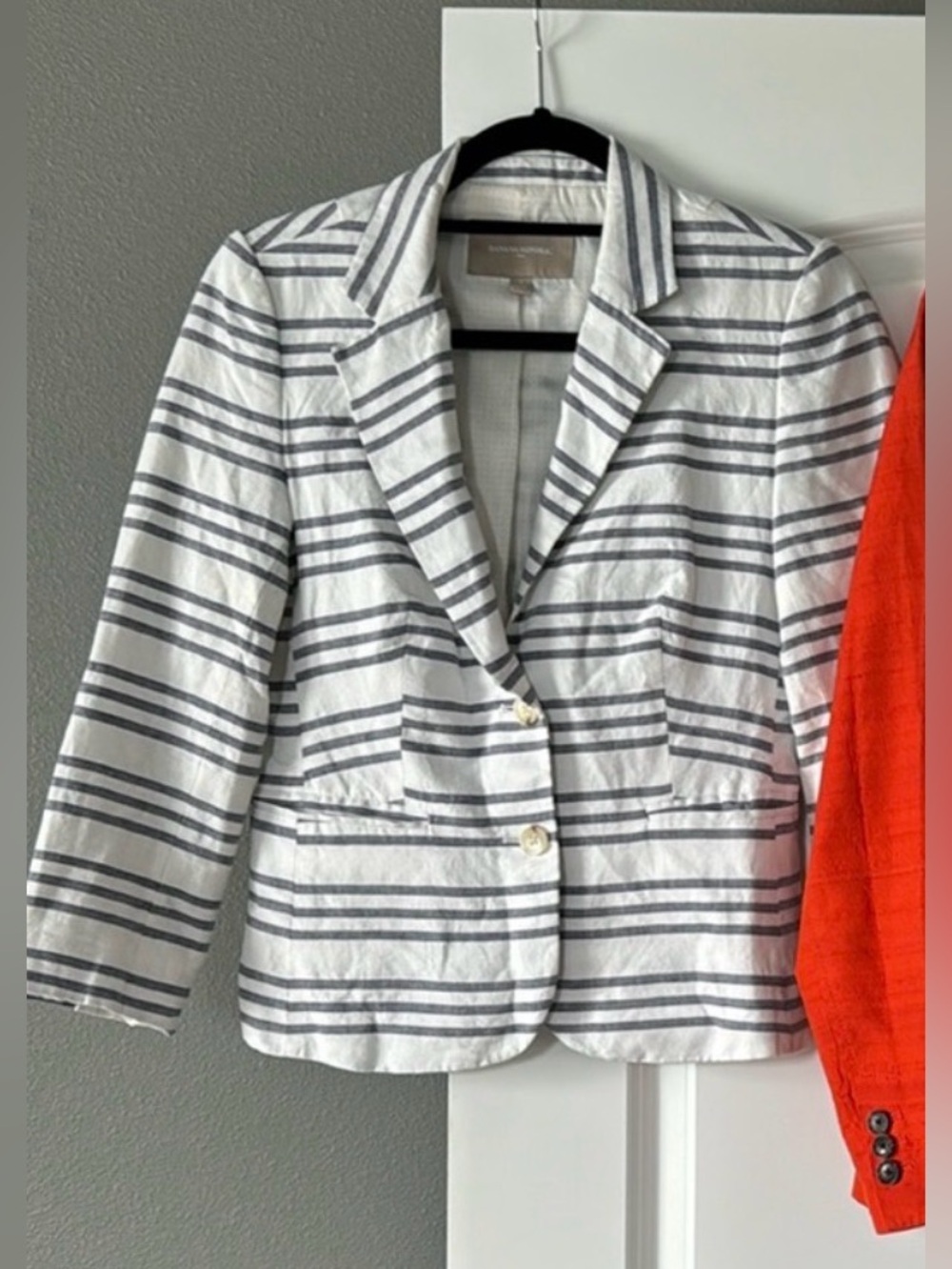 Banana Republic blazer/suit jacket - women’s size 4